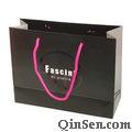Customize Paper Branded Gift Bag with UV tech arwork